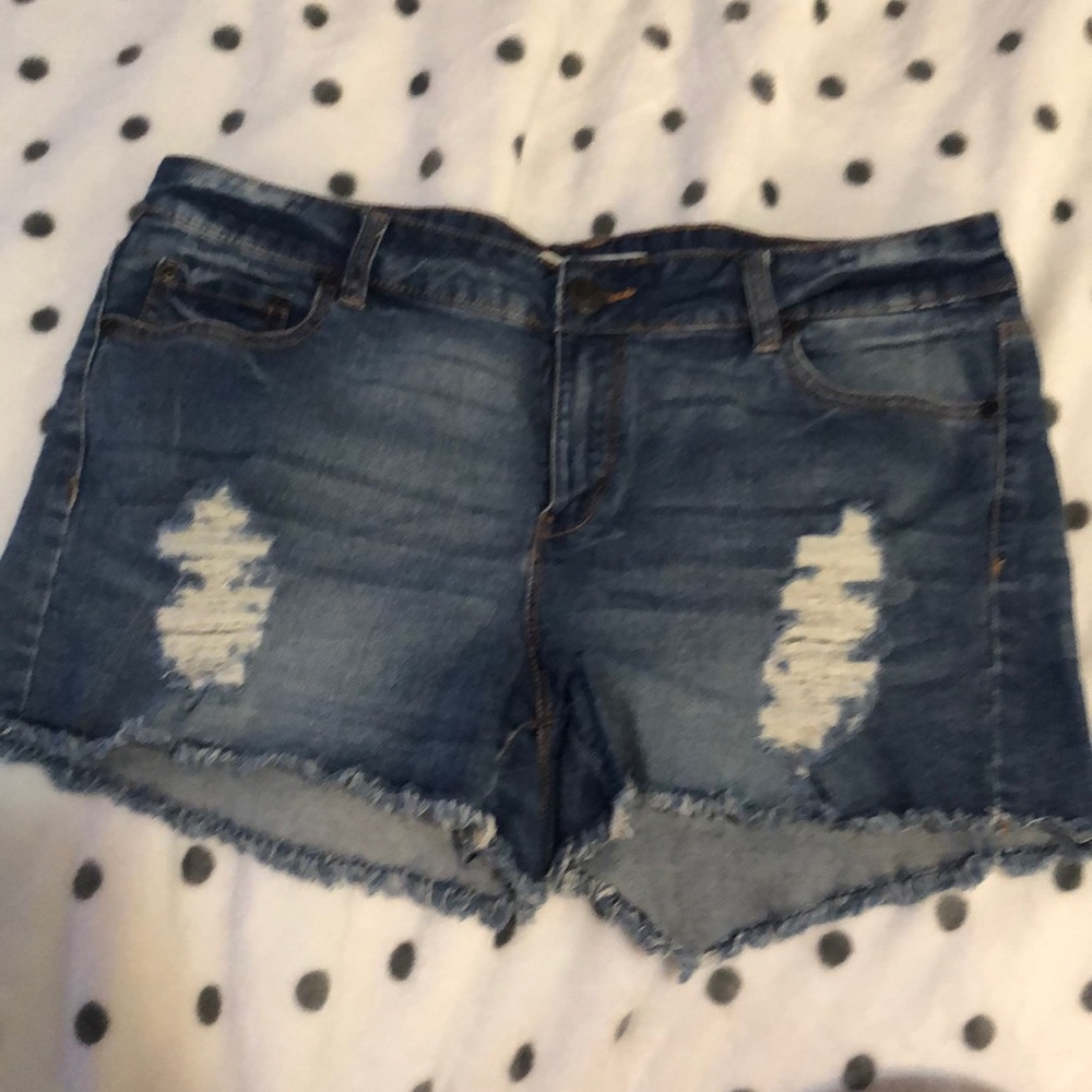 Bluenotes Size 30 Shorts